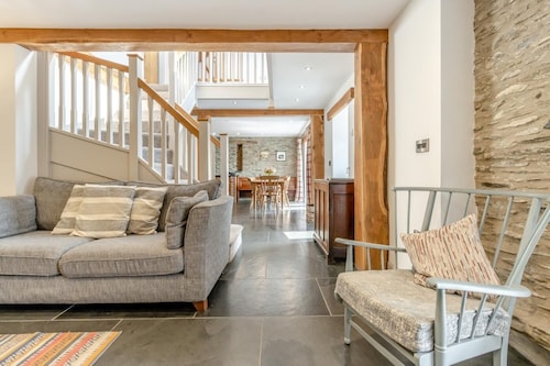 3 Bed in Machynlleth (oc-bow40)