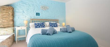 مكواة/لوح كي وواي فاي مجانًا وملاءات أسرّة