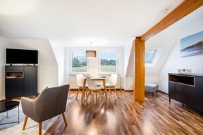 Interior - Apartment '4a Lagune' with Lake View, Private Terrace and Wi-Fi (Seedorf)