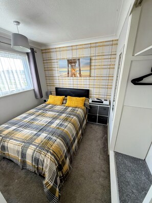 2 habitaciones, wifi gratis y ropa de cama 