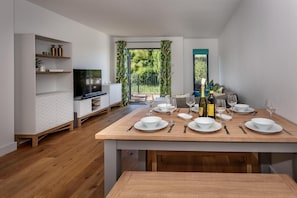 Interior - 3 Bed in Abersoch (oc-9penyb) (Abersoch)