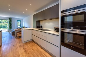 Microwave, oven, dishwasher, high chair - 3 Bed in Abersoch (oc-9penyb) (Abersoch)