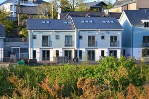 Exterior - 3 Bed in Abersoch (oc-9penyb) (Abersoch)