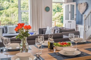 Interior - 4 Bed in Kingswear (oc-bc59) (Dartmouth)