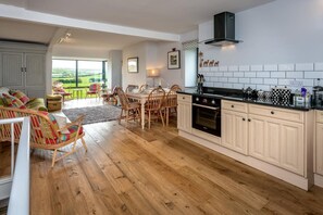 Interior - 3 Bed in Abersoch (oc-bramab) (Bwlchtocyn)