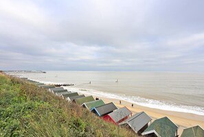 Beach - 2 Bed in Southwold (oc-5eas) (Southwold)