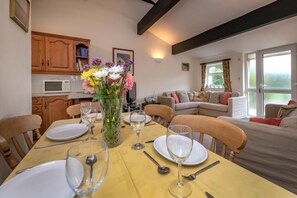 Dining - 3 Bed in Llanbedrog (oc-rosell) (Llanbedrog)