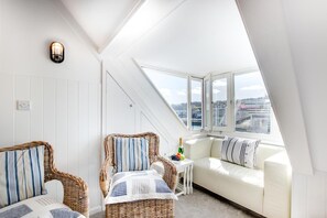 TV - 1 Bed in St. Ives (oc-cp5) (St Ives)