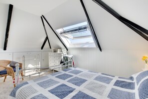 1 chambre, Wi-Fi gratuit, draps fournis