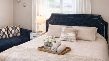 1 slaapkamer, een strijkplank/strijkijzer, gratis wifi, beddengoed