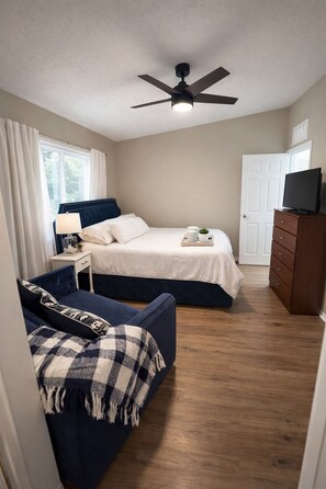 1 Schlafzimmer, Bügeleisen/Bügelbrett, kostenloses WLAN, Bettwäsche