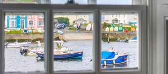 2 Bed in Aberaeron (oc-bow173)