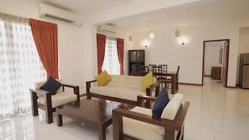 Deluxe Villa, Garden View | Free WiFi