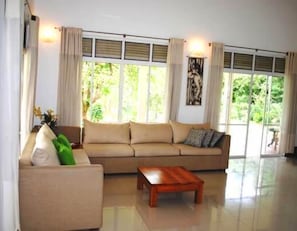 Villa Deluxe, vista al jardín | Wifi gratis 