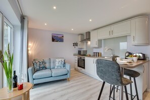 Interior - 1 Bed in Fowey (oc-p00860) (Fowey)