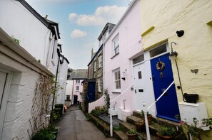 Exterior detail - 3 Bed in Fowey (oc-p00871) (Fowey)