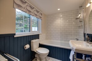 Hair dryer, towels - 3 Bed in Fowey (oc-p00871) (Fowey)