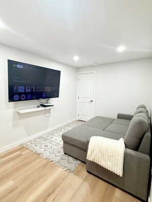 تلفزيون ذكي، كُتُب