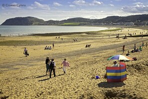 Beach - 1 Bed in Conwy (oc-bow118) (Conwy)