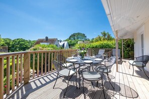 Outdoor dining - 3 Bed in Fowey (oc-p00755) (Fowey)