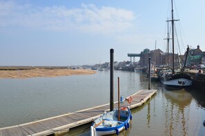 Marina - 2 Bed in Wells-next-the-Sea (oc-nccoco) (Wells-next-the-Sea)