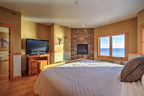 Skrivbord, strykjärn/strykbräda, gratis wi-fi och sängkläder