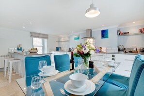 Dining - 2 Bed in Fowey (oc-pont) (Fowey)