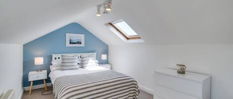 Bügeleisen/Bügelbrett, kostenloses WLAN, Bettwäsche