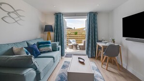 TV - 1 Bed in Porthleven (oc-portb) (Porthleven)
