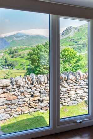 Interior - 2 Bed in Nant Peris (oc-wag693) (Nant Peris)