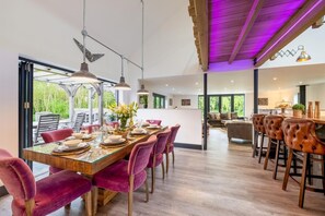 Dining - 4 Bed in Steeple Bumpstead (oc-hatch) (Steeple Bumpstead)