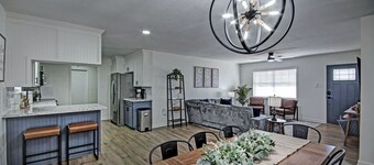 Stylish Comfort Near Jackson