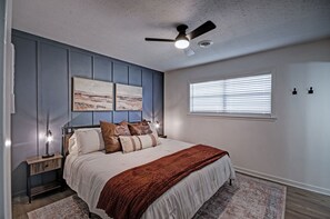 Iron/ironing board, free WiFi, bed sheets - Stylish Comfort Near Jackson (Pearl)