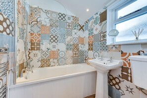 Hair dryer, towels - 2 Bed in Deal (oc-cc0163) (Kingsdown)