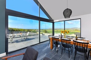Dining - 4 Bed in Aberdaron (oc-fronge) (Aberdaron)