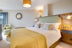 2 bedrooms, iron/ironing board, travel cot, free WiFi