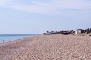 Beach - 3 Bed in Aldeburgh (oc-9king) (Aldeburgh)
