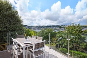 Outdoor dining - 3 Bed in Kingswear (oc-bc1104) (Dartmouth)