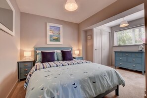 3 bedrooms, iron/ironing board, free WiFi, bed sheets - 3 Bed in Kingswear (oc-bc1104) (Dartmouth)