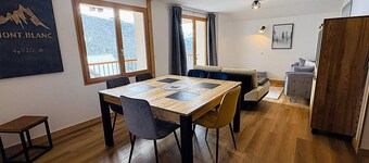 Le refuge d'Anny - Three Bedroom Apartment, Sleeps 8