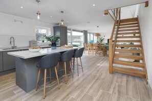 Interior - 2 Bed in Llaniestyn (oc-tynger) (Llaniestyn)