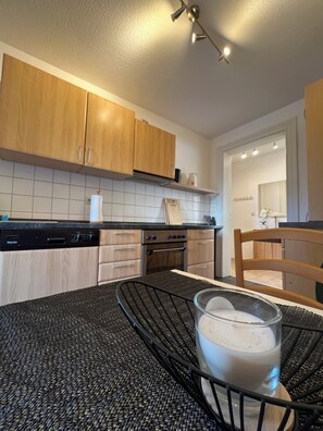 Private kitchen - Cozy vacation apartment - perfect for a short break all inclusive for 5 people (Bremerhaven)