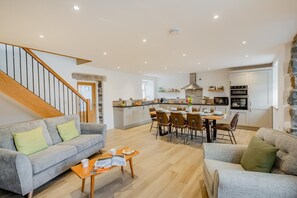 Interior - 4 Bed in Rhoshirwaun (oc-bow324) (Rhoshirwaun)