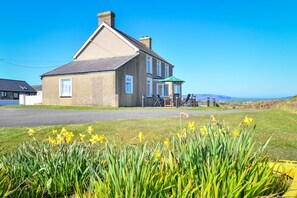 Exterior - 4 Bed in Bwlchtocyn (oc-uchaf) (Bwlchtocyn)