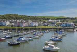 Marina - 2 Bed in Aberaeron (oc-bow329) (Aberaeron)