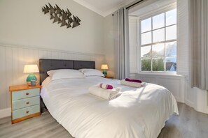1 bedroom, iron/ironing board, free WiFi, bed sheets - 1 Bed in Falmouth (oc-apart5) (Falmouth)