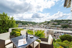 Outdoor dining - 2 Bed in Looe (oc-mizzen) (Looe)