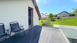 Terrace/patio - 2 Bed in Talwrn (oc-wai228) (Ysgubor Hen)