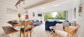 3 Bed in Bishopston (oc-hh1233)
