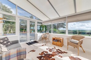 Interior - 5 Bed in Pwllheli (oc-wag710) (Botwnnog)